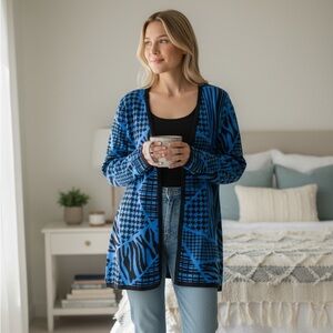 Chicos Size 2 Cardigan